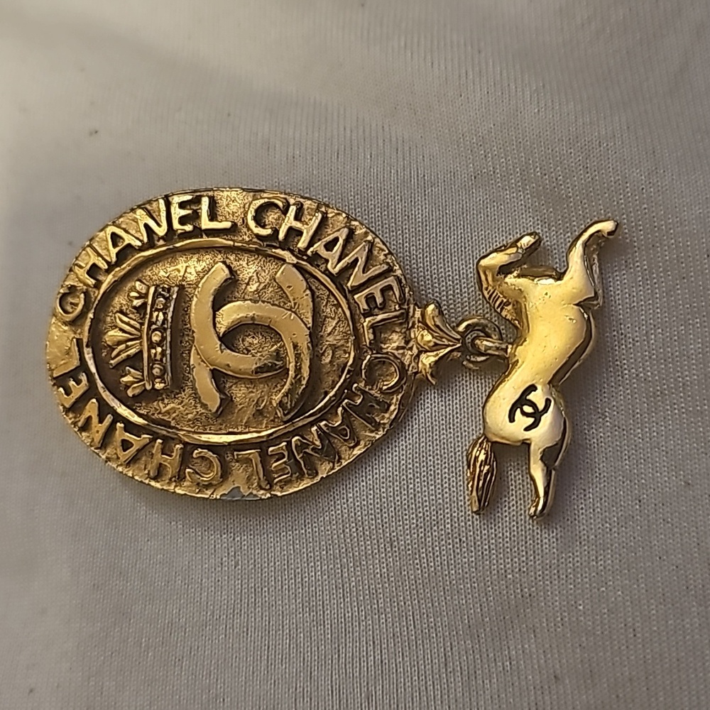 CHANEL BROOCH
